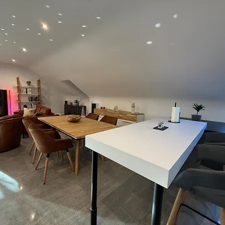 Casa Linda - Luxury Flat For Chill Travel & Work * Kelmis